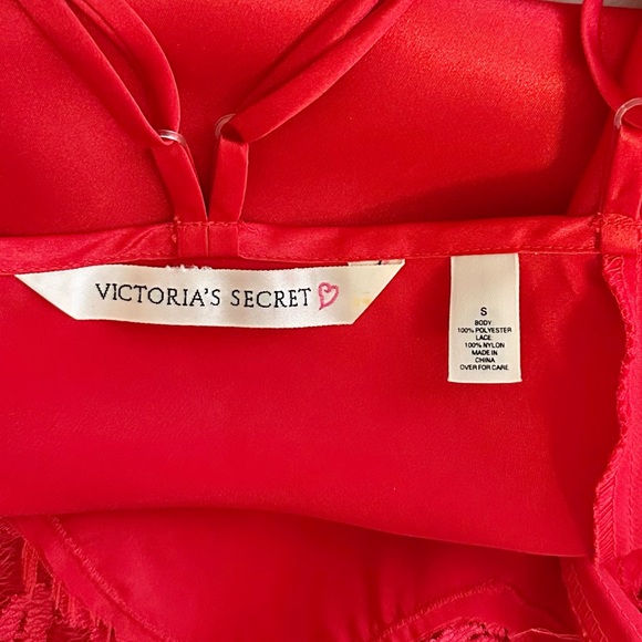 Vintage Victoria’s Secret Red Satin Lace Slip Dress Size Small Y2K Lingerie Mini - Picture 6 of 7